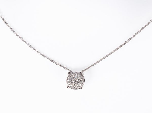 Pendente a bottone in oro e brillanti  - Asta Fine Jewels and Watches - Associazione Nazionale - Case d'Asta italiane