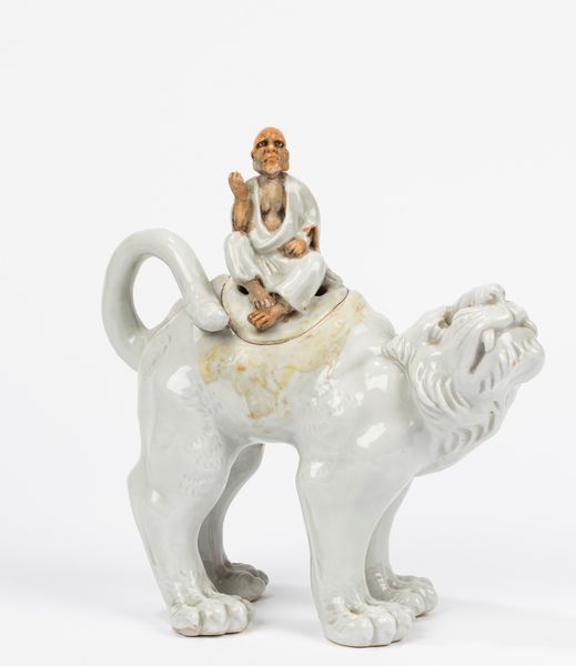 Bruciaprofumi in porcellana bianca. Manifattura Orientale, secolo XIX  - Asta Arte orientale - Associazione Nazionale - Case d'Asta italiane