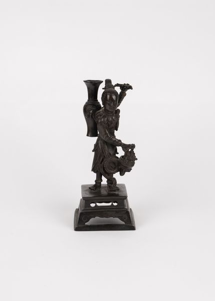 Scultura in bronzo. Cina, secolo XVII  - Asta Arte orientale - Associazione Nazionale - Case d'Asta italiane