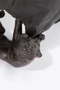 Gruppo in bronzo a patina scura raffigurante elefante. Giappone, periodo Meiji (1868-1912)  - Asta Arte orientale - Associazione Nazionale - Case d'Asta italiane