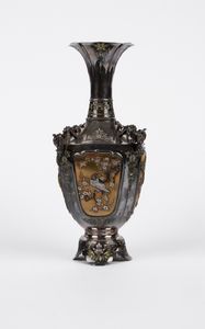 Vaso Shibayama. Giappone, periodo Meiji (1868-1912)  - Asta Arte orientale - Associazione Nazionale - Case d'Asta italiane