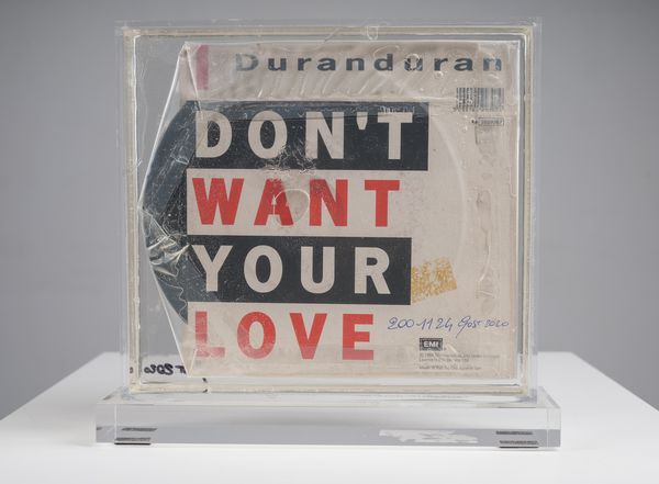 GOST GIORGIO (n. 1962) : Disco 45 giri con resina.  - Asta Asta 407 | ARTE MODERNA E CONTEMPORANEA Virtuale - Associazione Nazionale - Case d'Asta italiane