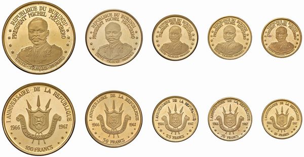 BURUNDI. REPUBBLICA (DAL 1966). SERIE COMPLETA DI CINQUE VALORI IN ORO 900 (100, 50, 25, 20 E 10 FRANCHI 1967) IN ASTUCCIO ORIGINALE E CERTIFICATO DI EMISSIONE N. 54  - Asta MEDAGLIE DI VENEZIA. MONETE E MEDAGLIE IN ORO ESTERE - Associazione Nazionale - Case d'Asta italiane