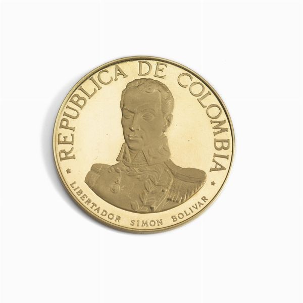 COLOMBIA. REPUBBLICA (DAL 1886). SERIE COMPLETA DI CINQUE VALORI IN ORO (1.500, 500, 300, 200, 100 PESOS 1969) IN ASTUCCIO ORIGINALE E CERTIFICATO DI EMISSIONE  - Asta MEDAGLIE DI VENEZIA. MONETE E MEDAGLIE IN ORO ESTERE - Associazione Nazionale - Case d'Asta italiane