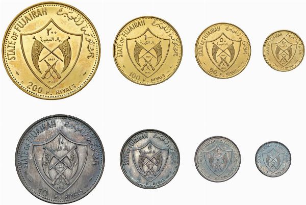 EMIRATI DEL FUJAIRAH. MUHAMMAD BIN HAMAD AL-SARQUI (1952-1974). SERIE DI OTTO VALORI 1969 (200, 100, 50, 25 RIYALS IN ORO; 10, 5, 2, 1 RIYALS IN ARGENTO) IN ASTUCCIO ORIGINALE CON INCISIONI IN ORO  - Asta MEDAGLIE DI VENEZIA. MONETE E MEDAGLIE IN ORO ESTERE - Associazione Nazionale - Case d'Asta italiane
