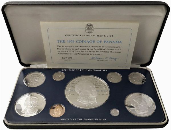 PANAMA. REPUBBLICA. ZECCA DI FRANKLIN. SERIE COMPLETA DI OTTO VALORI IN ARGENTO E UNO IN RAME (URRACA) 1976 IN ASTUCCIO ORIGINALE E CERTIFICATO DI EMISSIONE  - Asta MEDAGLIE DI VENEZIA. MONETE E MEDAGLIE IN ORO ESTERE - Associazione Nazionale - Case d'Asta italiane