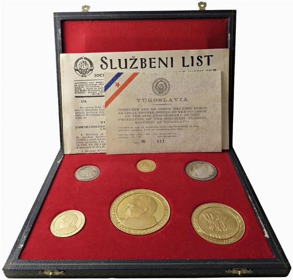 YUGOSLAVIA. REPUBBLICA FEDERALE SOCIALISTA (1943-1992). SET COMPLETO DI SEI MONETE A CORSO LEGALE (DINARI 1.000, 500, 200, 100, 50, 20) EMESSO IN OCCASIONE DEL 25&deg; ANNIVERSARIO DELLA FONDAZIONE DELLA REPUBBLICA FEDERALE SOCIALISTA. IN ASTUCCIO ORIGINALE E CERTIFICATO DI EMISSIONE N. 611  - Asta MEDAGLIE DI VENEZIA. MONETE E MEDAGLIE IN ORO ESTERE - Associazione Nazionale - Case d'Asta italiane