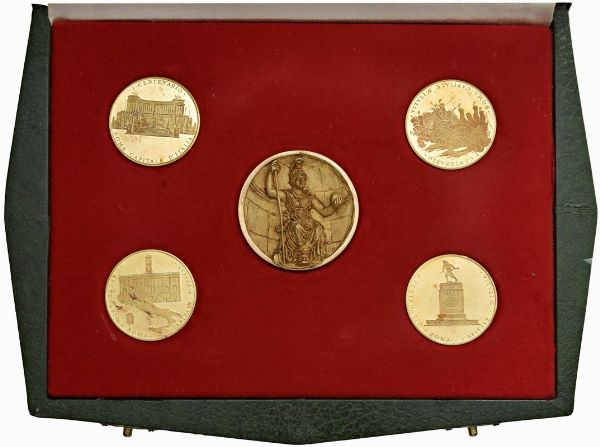 CINQUE MEDAGLIE IN ORO 750 PER IL CENTENARIO DI ROMA CAPITALE (1870-1970) OPUS CATTANEO. IN ASTUCCIO ORIGINALE E CERTIFICATO DI EMISSIONE  - Asta MEDAGLIE DI VENEZIA. MONETE E MEDAGLIE IN ORO ESTERE - Associazione Nazionale - Case d'Asta italiane