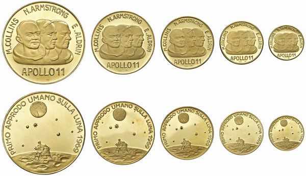 SEI MEDAGLIE IN ORO 900 CHE COMMEMORANO LA SPEDIZIONE DELL’APOLLO 11 SULLA LUNA NEL 1969 IN ASTUCCIO ORIGINALE E CERTIFICATO DI GARANZIA.  - Asta MEDAGLIE DI VENEZIA. MONETE E MEDAGLIE IN ORO ESTERE - Associazione Nazionale - Case d'Asta italiane
