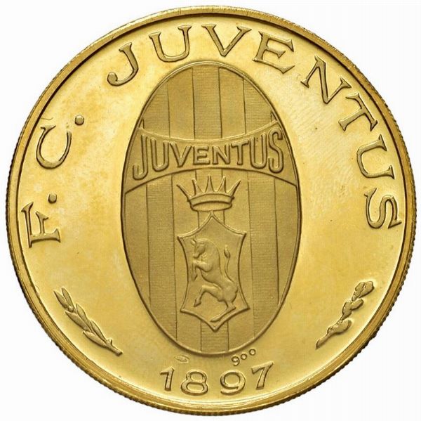 MEDAGLIA IN ORO 900 JUVENTUS CAMPIONE D’ITALIA 1966-1967 OPUS AFFER  - Asta MEDAGLIE DI VENEZIA. MONETE E MEDAGLIE IN ORO ESTERE - Associazione Nazionale - Case d'Asta italiane
