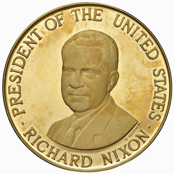MEDAGLIA IN ORO 900 CHE COMMEMORA IL PRESIDENTE U.S.A. RICHARD NIXON  - Asta MEDAGLIE DI VENEZIA. MONETE E MEDAGLIE IN ORO ESTERE - Associazione Nazionale - Case d'Asta italiane