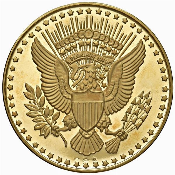 MEDAGLIA IN ORO 900 CHE COMMEMORA IL PRESIDENTE U.S.A. RICHARD NIXON  - Asta MEDAGLIE DI VENEZIA. MONETE E MEDAGLIE IN ORO ESTERE - Associazione Nazionale - Case d'Asta italiane