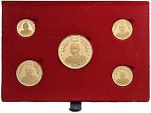 BURUNDI. REPUBBLICA (DAL 1966). SERIE COMPLETA DI CINQUE VALORI IN ORO 900 (100, 50, 25, 20 E 10 FRANCHI 1967) IN ASTUCCIO ORIGINALE E CERTIFICATO DI EMISSIONE N. 54  - Asta MEDAGLIE DI VENEZIA. MONETE E MEDAGLIE IN ORO ESTERE - Associazione Nazionale - Case d'Asta italiane