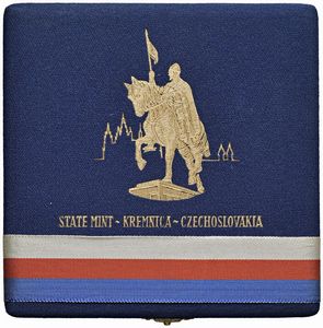CECOSLOVACCHIA. REPUBBLICA SOCIALISTA (1960-1990). ZECCA DI KREMNITZ. SET COMPOSTO DA QUATTRO MONETE IN ORO E ARGENTO (10 E 5 DUCATI 1968) DELLA SERIE &ldquo;DUCATI DI PRAGA&rdquo; IN ASTUCCIO ORIGINALE E CERTIFICATO DI EMISSIONE N. 937  - Asta MEDAGLIE DI VENEZIA. MONETE E MEDAGLIE IN ORO ESTERE - Associazione Nazionale - Case d'Asta italiane
