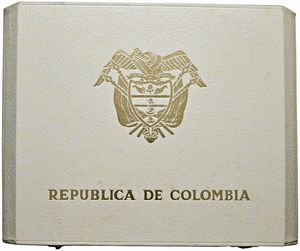 COLOMBIA. REPUBBLICA (DAL 1886). SERIE COMPLETA DI CINQUE VALORI IN ORO (1.500, 500, 300, 200, 100 PESOS 1968) IN ASTUCCIO ORIGINALE E CERTIFICATO DI EMISSIONE N. 254  - Asta MEDAGLIE DI VENEZIA. MONETE E MEDAGLIE IN ORO ESTERE - Associazione Nazionale - Case d'Asta italiane