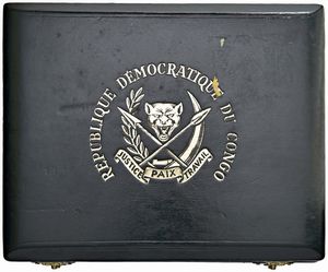 CONGO. REPUBBLICA (DAL 1860). SERIE COMPLETA DI QUATTRO VALORI IN ORO (1 ZÄIRE, 50 E 25 MAKUTAS, 10 GENGIS 1970) IN ASTUCCIO ORIGINALE E CERTIFICATO DI EMISSIONE N. 58  - Asta MEDAGLIE DI VENEZIA. MONETE E MEDAGLIE IN ORO ESTERE - Associazione Nazionale - Case d'Asta italiane