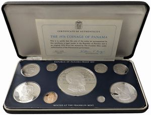 PANAMA. REPUBBLICA. ZECCA DI FRANKLIN. SERIE COMPLETA DI OTTO VALORI IN ARGENTO E UNO IN RAME (URRACA) 1976 IN ASTUCCIO ORIGINALE E CERTIFICATO DI EMISSIONE  - Asta MEDAGLIE DI VENEZIA. MONETE E MEDAGLIE IN ORO ESTERE - Associazione Nazionale - Case d'Asta italiane