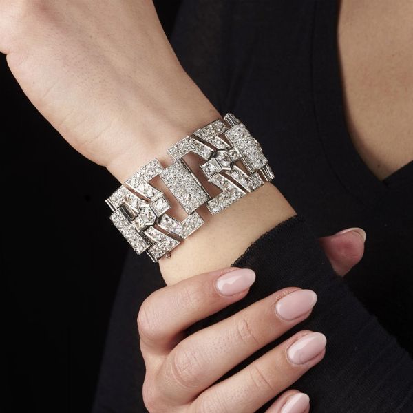 BRACCIALE DI DIAMANTI AD AMPIA FASCIA  - Asta Gioielli - Associazione Nazionale - Case d'Asta italiane