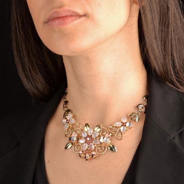 TIFFANY & CO : TIFFANY & CO. COLLANA A FORMA DI TRALCIO FIORITO  - Asta Gioielli - Associazione Nazionale - Case d'Asta italiane