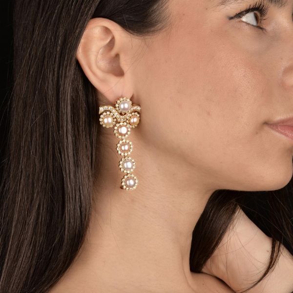 CHANTECLER : CHANTECLER PAIO DI ORECCHINI PENDENTI  - Asta Gioielli - Associazione Nazionale - Case d'Asta italiane