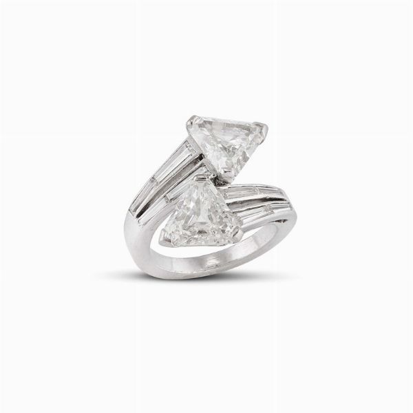 ANELLO CONTRARIE CON DIAMANTI  - Asta Gioielli - Associazione Nazionale - Case d'Asta italiane