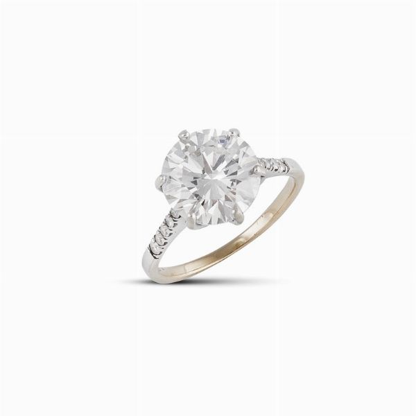ANELLO CON DIAMANTI  - Asta Gioielli - Associazione Nazionale - Case d'Asta italiane