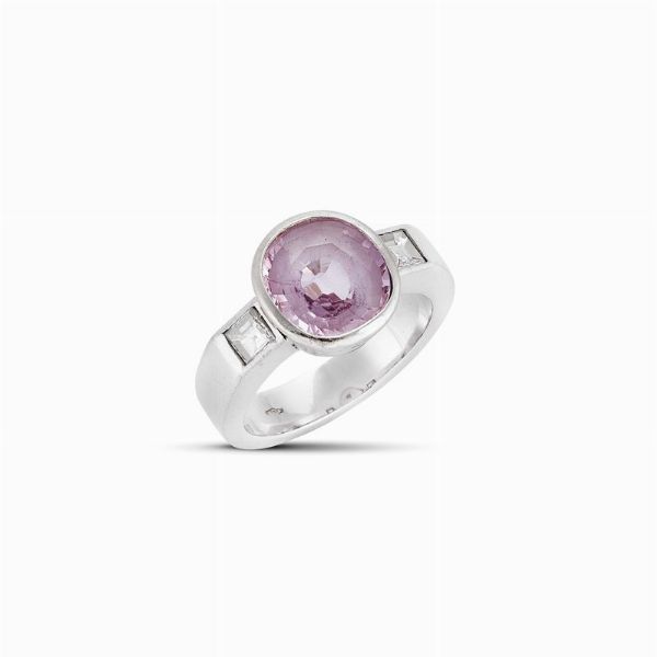 ANELLO CON ZAFFIRO ROSA BIRMANO E DIAMANTI  - Asta Gioielli - Associazione Nazionale - Case d'Asta italiane