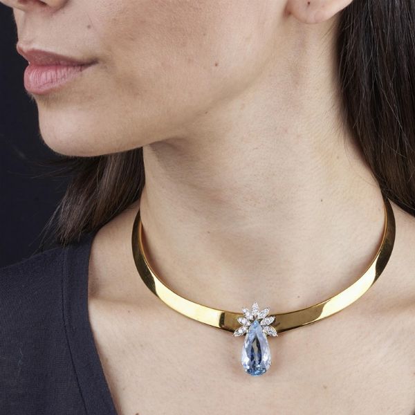 COLLANA CON ACQUAMARINA E DIAMANTI  - Asta Gioielli - Associazione Nazionale - Case d'Asta italiane
