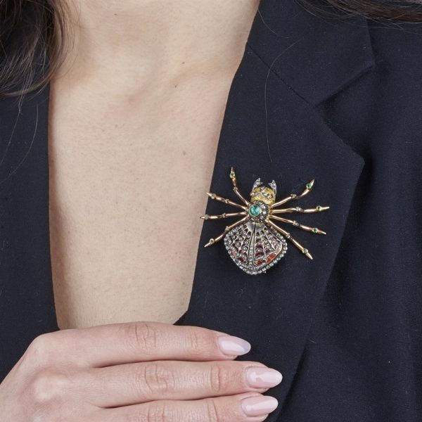 SPILLA A FORMA DI RAGNO  - Asta Gioielli - Associazione Nazionale - Case d'Asta italiane