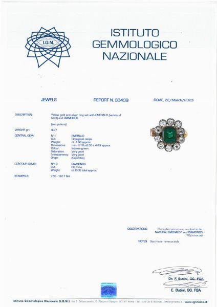 ANELLO A MARGHERITA CON SMERALDO COLOMBIANO E DIAMANTI  - Asta Gioielli - Associazione Nazionale - Case d'Asta italiane