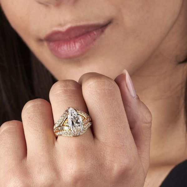 bulgari : BULGARI ANELLO CON DIAMANTI  - Asta Gioielli - Associazione Nazionale - Case d'Asta italiane