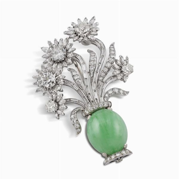 SPILLA EN TREMBLANT CON GIADA E DIAMANTI  - Asta Gioielli - Associazione Nazionale - Case d'Asta italiane