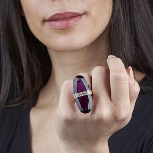 ANELLO CON GRANDE AMETISTA E DIAMANTI  - Asta Gioielli - Associazione Nazionale - Case d'Asta italiane