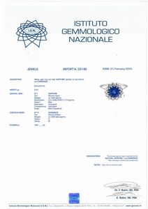 ANELLO A MARGHERITA CON ZAFFIRO E DIAMANTI  - Asta Gioielli - Associazione Nazionale - Case d'Asta italiane