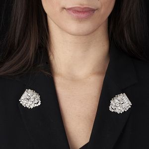 SPILLA A FIOCCO CON DIAMANTI  - Asta Gioielli - Associazione Nazionale - Case d'Asta italiane