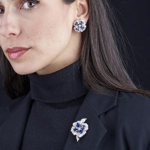 DEMI PARURE A FORMA DI FIORI  - Asta Gioielli - Associazione Nazionale - Case d'Asta italiane