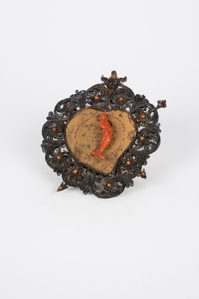 �Cornice in filigrana d'argento e corallo. Sicilia, secolo XVIII/XIX  - Asta Arredi Antichi - Associazione Nazionale - Case d'Asta italiane