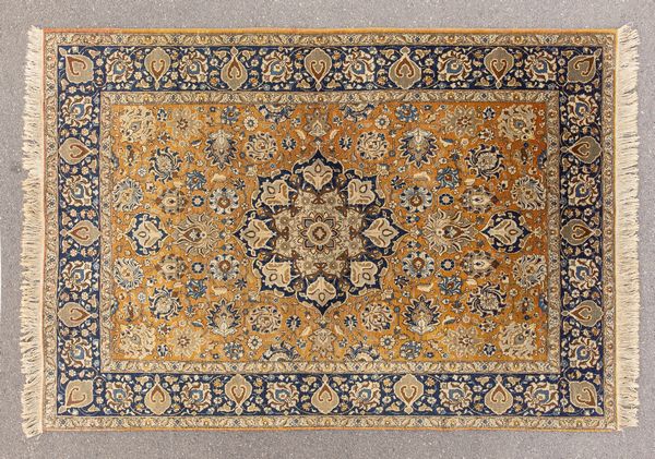 Tappeto persiano Kashan della prima met� del XX secolo  - Asta Arredi Antichi - Associazione Nazionale - Case d'Asta italiane