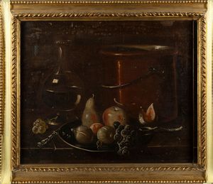 Scuola dell'Italia centrale, secolo XVIII : Due nature morte con frutta, vasellame e vetri su un tavolo, en pendant  - Asta Dipinti e Disegni Antichi - Associazione Nazionale - Case d'Asta italiane