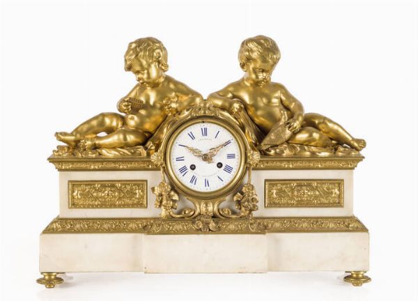 PENDOLA DA TAVOLO  - Asta Orologi  - Associazione Nazionale - Case d'Asta italiane