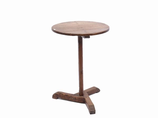 Tavolino rustico in noce ed altre essenze  - Asta La casa classica. Stile intramontabile - Associazione Nazionale - Case d'Asta italiane