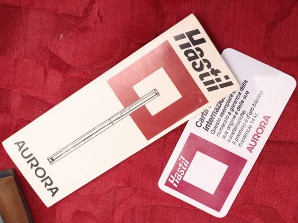 Penna stilografica Hastil Aurora, Marco Zanuso  - Asta La casa classica. Stile intramontabile - Associazione Nazionale - Case d'Asta italiane