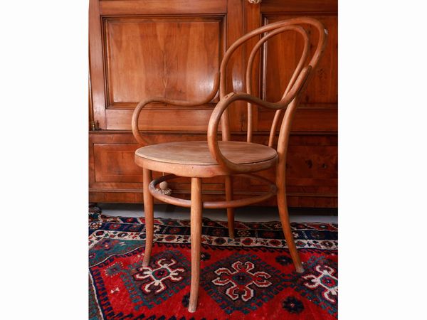 Poltroncina in faggio curvato, Kohn  - Asta La casa classica. Stile intramontabile - Associazione Nazionale - Case d'Asta italiane