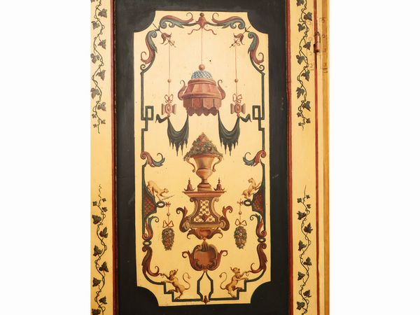 Armadio in legno tenero  - Asta La casa classica. Stile intramontabile - Associazione Nazionale - Case d'Asta italiane