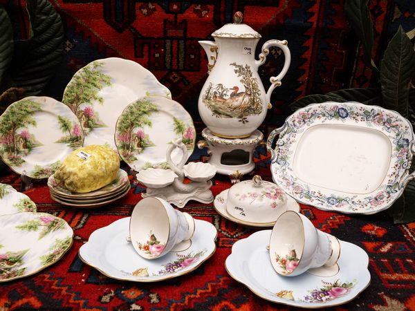 Assortimento di accessori da brunch in porcellana  - Asta La casa classica. Stile intramontabile - Associazione Nazionale - Case d'Asta italiane