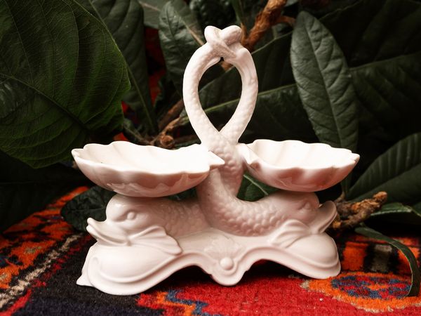 Assortimento di accessori da brunch in porcellana  - Asta La casa classica. Stile intramontabile - Associazione Nazionale - Case d'Asta italiane