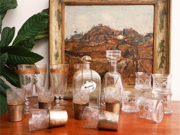 Assortimento di accessori da degustazione in cristallo e metallo argentato  - Asta La casa classica. Stile intramontabile - Associazione Nazionale - Case d'Asta italiane