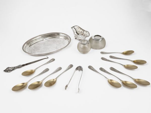 Assortimento di accessori in argento d'epoca  - Asta La casa classica. Stile intramontabile - Associazione Nazionale - Case d'Asta italiane