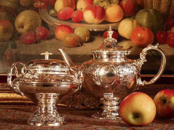 Due accessori per la colazione in metallo argentato  - Asta La casa classica. Stile intramontabile - Associazione Nazionale - Case d'Asta italiane