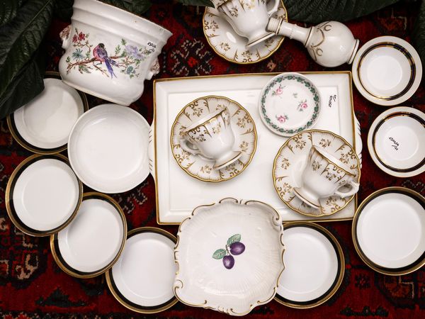 Miscellanea di accessori in porcellana, Richard Ginori  - Asta La casa classica. Stile intramontabile - Associazione Nazionale - Case d'Asta italiane